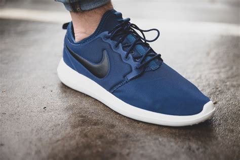 nike roshe run 2